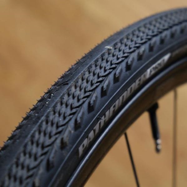 Specialized pathfinder pro 700c tire sale