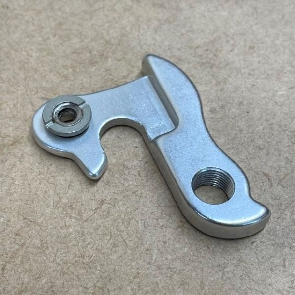 N/A Generic Hangers 074 Derailleur Hanger / Avanti FRI830/Fuji 84020