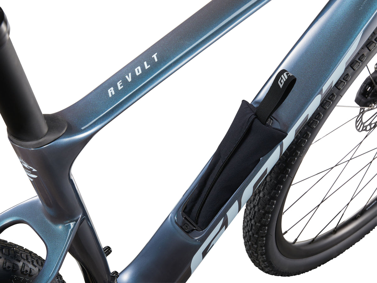 GIANT Gravel &amp; Adventure Bikes Giant Revolt Advanced 1 (2025)